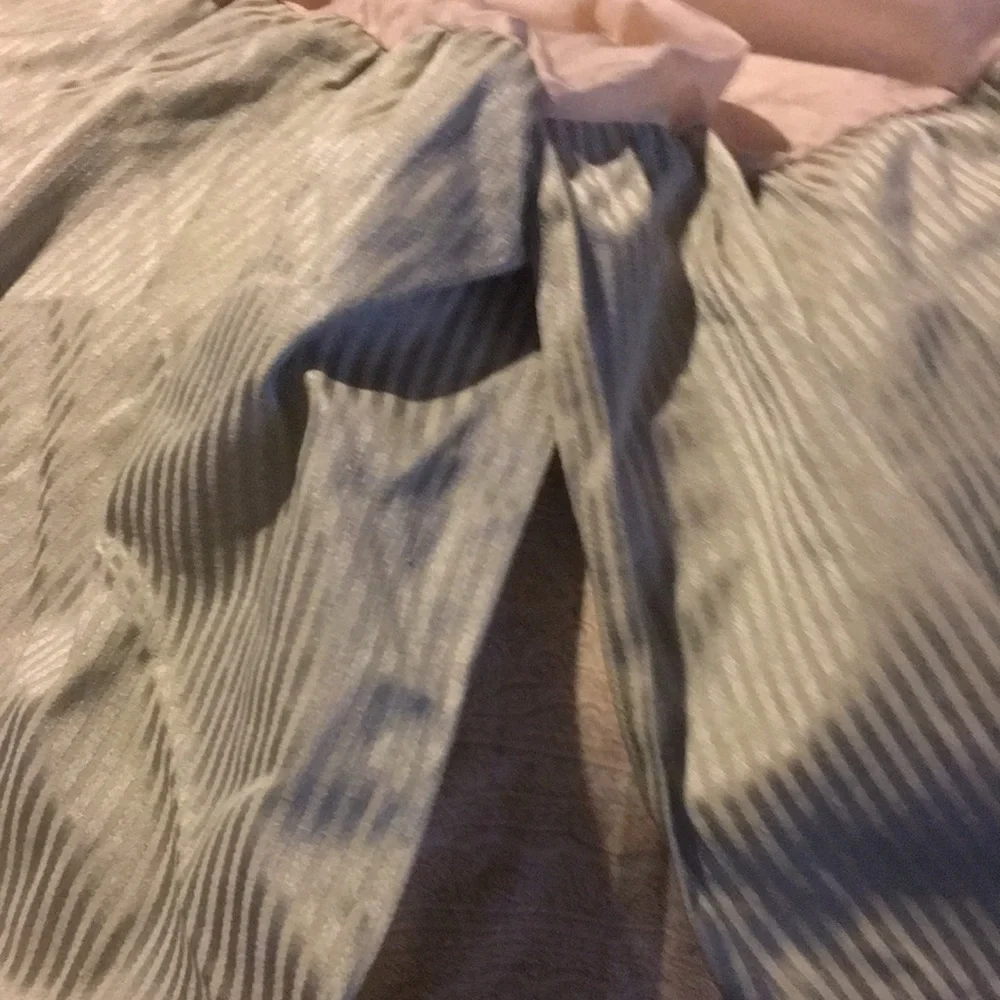 King size Bed skirt/ ruffles Firm price
